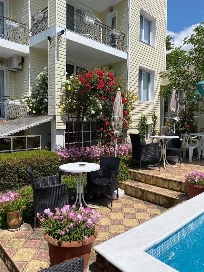 Hotel Rai Obrochishte 외부 사진