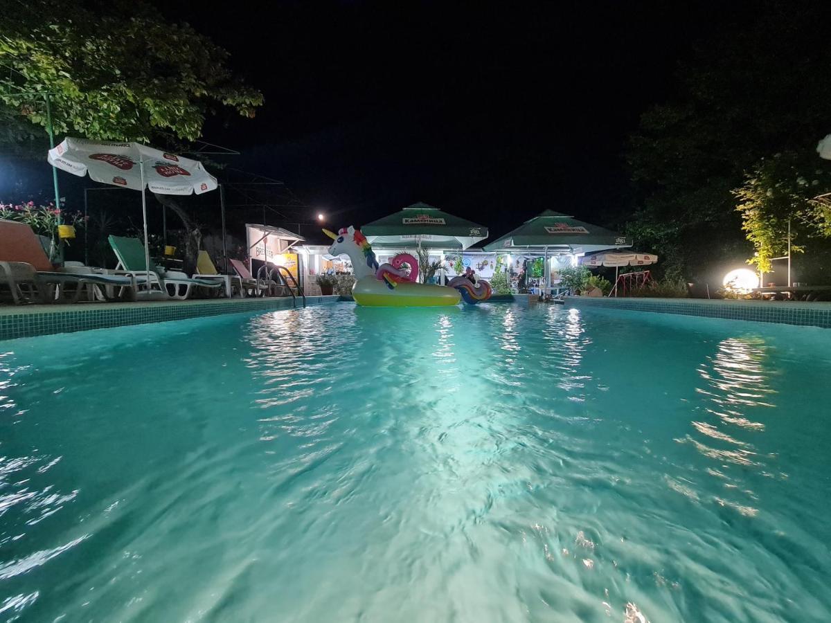Hotel Rai Obrochishte 외부 사진