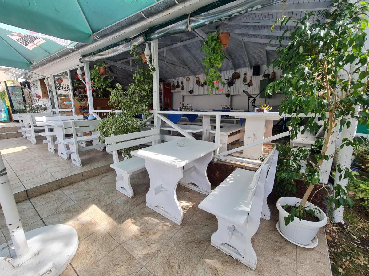 Hotel Rai Obrochishte 외부 사진