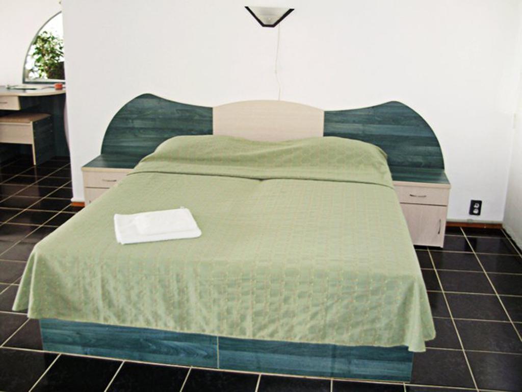 Hotel Rai Obrochishte 객실 사진